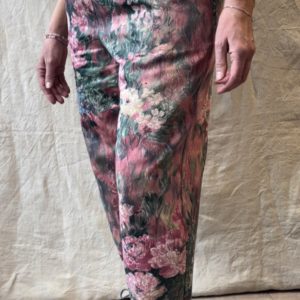 Pantalon Somptueux fleurs rose