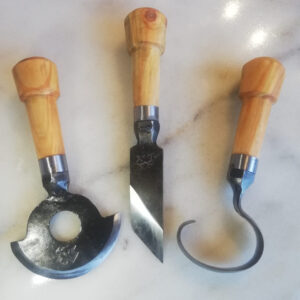 Outils pour le travail du cuire